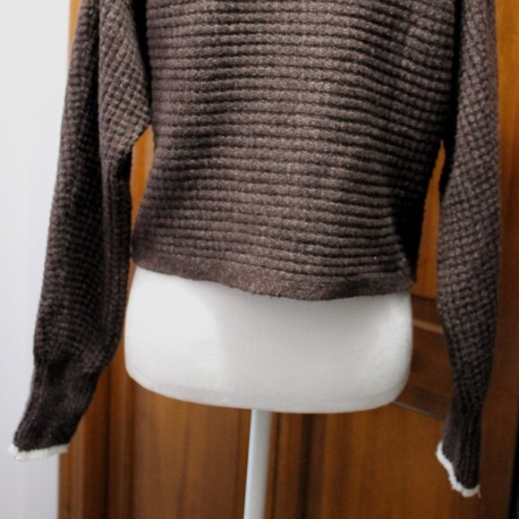 Cropped oversized pull over sweater - Picture 4 of 7